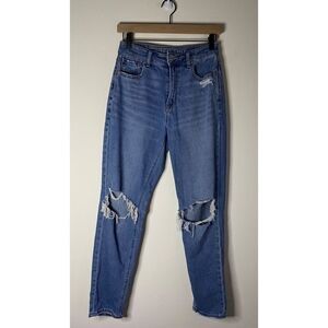 American Eagle Busted Knee Mom Jean Size 4